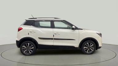 2021 Mahindra XUV300