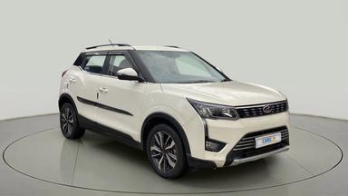 2021 Mahindra XUV300