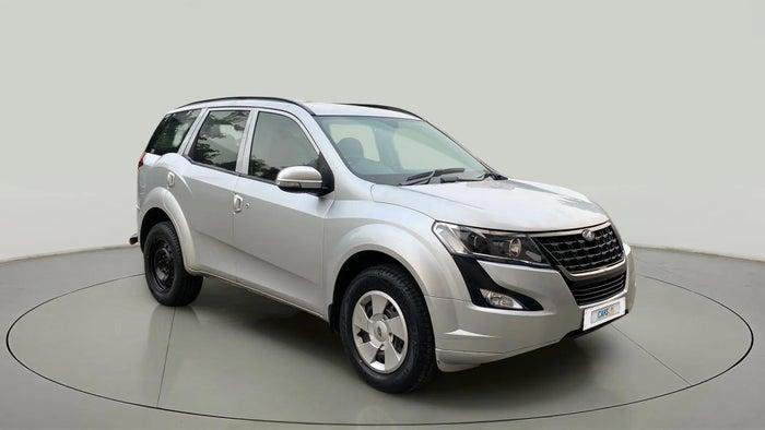 2018 Mahindra XUV500