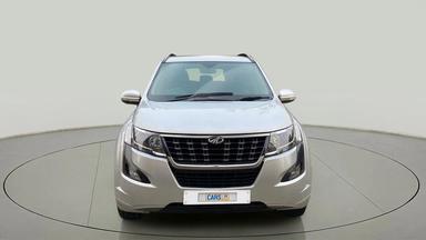 2018 Mahindra XUV500