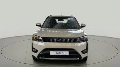 2021 Mahindra XUV300