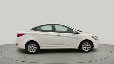 2015 Hyundai Verna