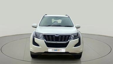 2019 Mahindra XUV500