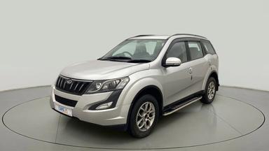 2015 Mahindra XUV500