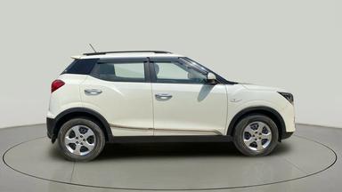 2021 Mahindra XUV300