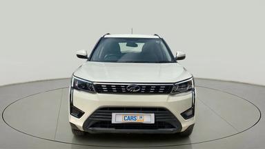 2021 Mahindra XUV300