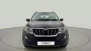 2020 Mahindra XUV500