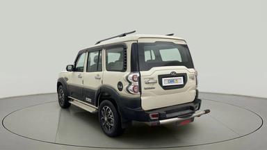 2015 Mahindra Scorpio