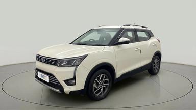 2023 Mahindra XUV300