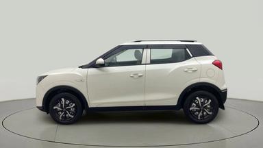 2022 Mahindra XUV300