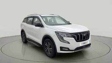 2021 Mahindra XUV700