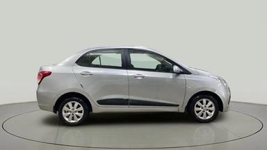 2015 Hyundai Xcent