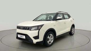 2021 Mahindra XUV300