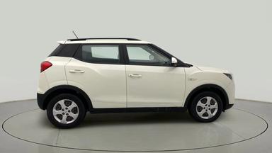 2021 Mahindra XUV300