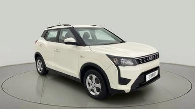 2021 Mahindra XUV300