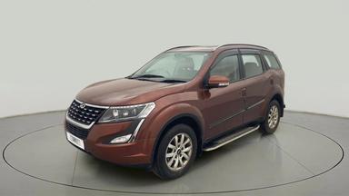 2019 Mahindra XUV500