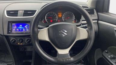 2014 MARUTI SWIFT