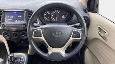 2018 HYUNDAI NEW SANTRO