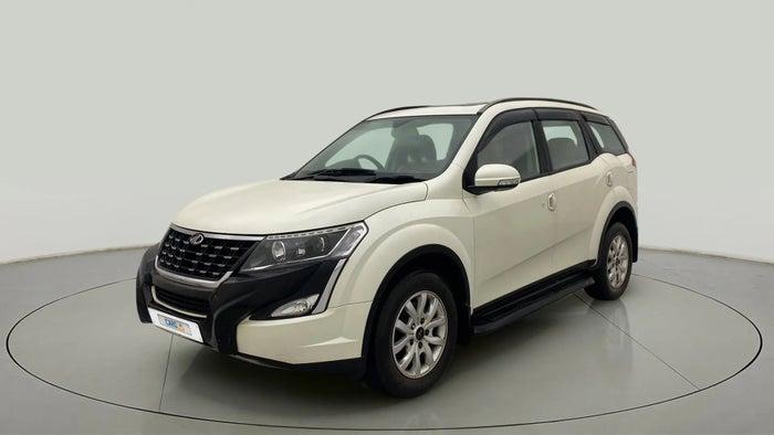 2020 Mahindra XUV500