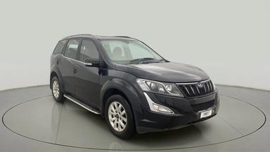 2017 Mahindra XUV500