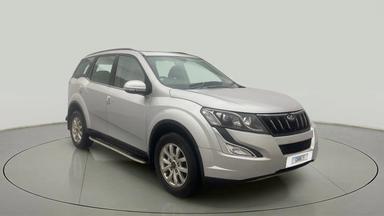 2016 Mahindra XUV500