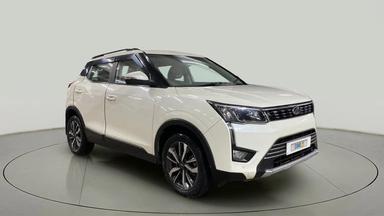 2022 Mahindra XUV300