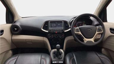 2021 HYUNDAI NEW SANTRO