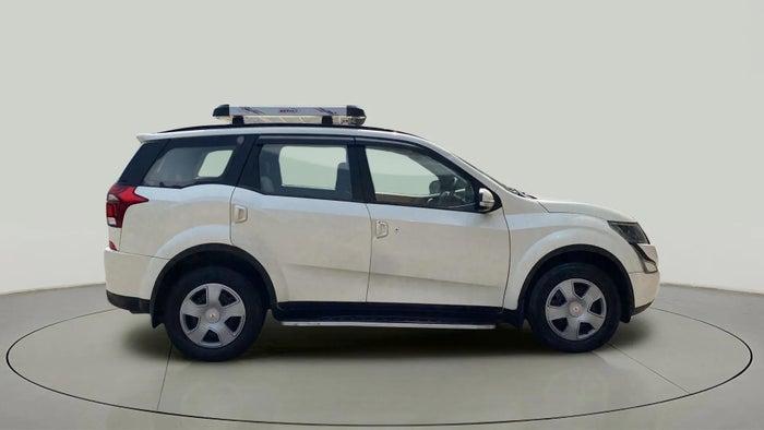 2018 Mahindra XUV500