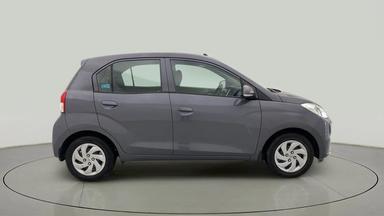 2019 Hyundai NEW SANTRO