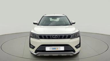 2021 Mahindra XUV300