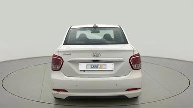 2016 Hyundai Xcent