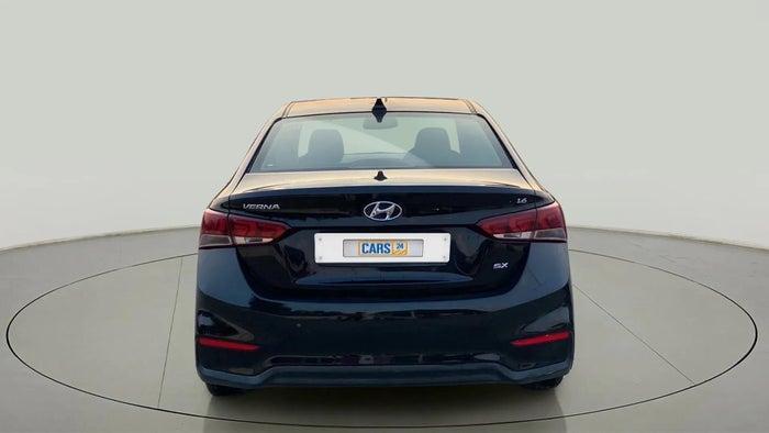 2018 Hyundai Verna