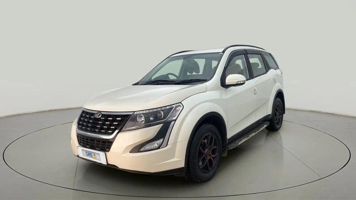 2018 Mahindra XUV500