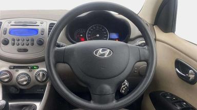 2013 HYUNDAI I10