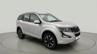 2019 Mahindra XUV500