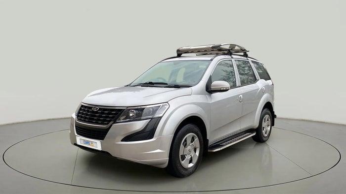 2020 Mahindra XUV500