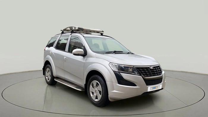 2020 Mahindra XUV500