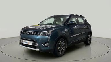 2021 MAHINDRA XUV300