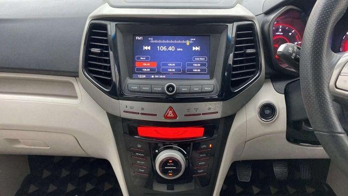 2021 Mahindra XUV300