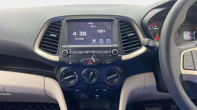 2019 Hyundai NEW SANTRO