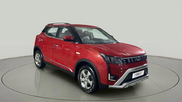 2021 MAHINDRA XUV300