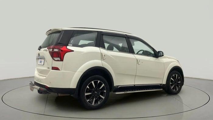 2020 Mahindra XUV500