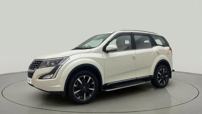 2020 Mahindra XUV500