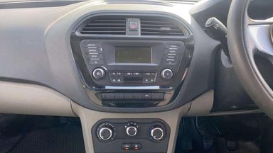 2017 TATA TIAGO