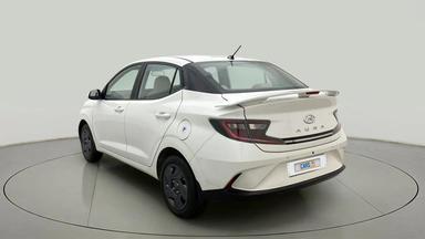 2022 Hyundai AURA