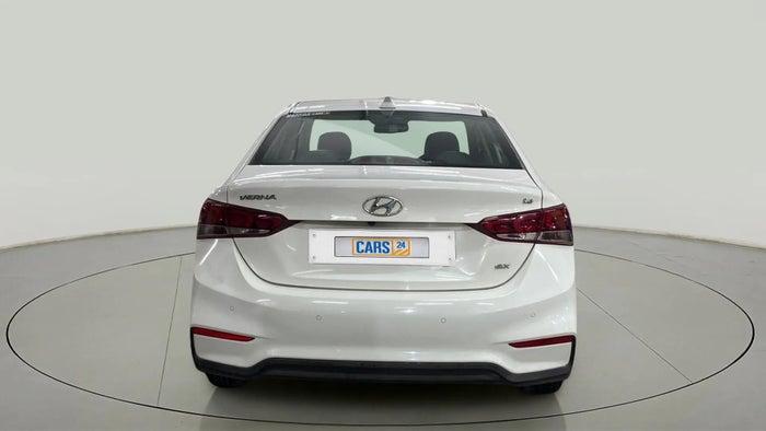 2018 Hyundai Verna