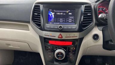 2022 Mahindra XUV300